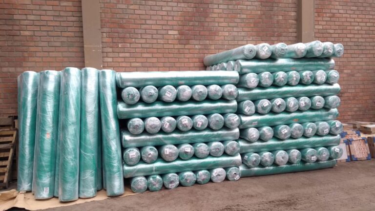 rollos de mallas raschell