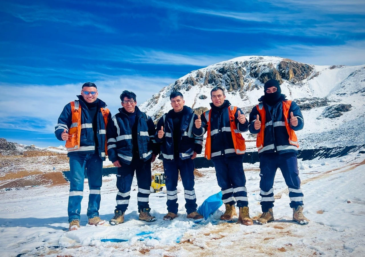 tecnicos instaladores de geomembrana